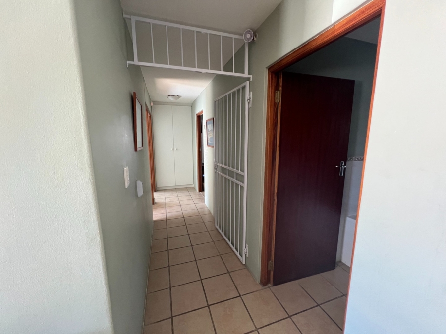 6 Bedroom Property for Sale in Jacobsbaai Western Cape